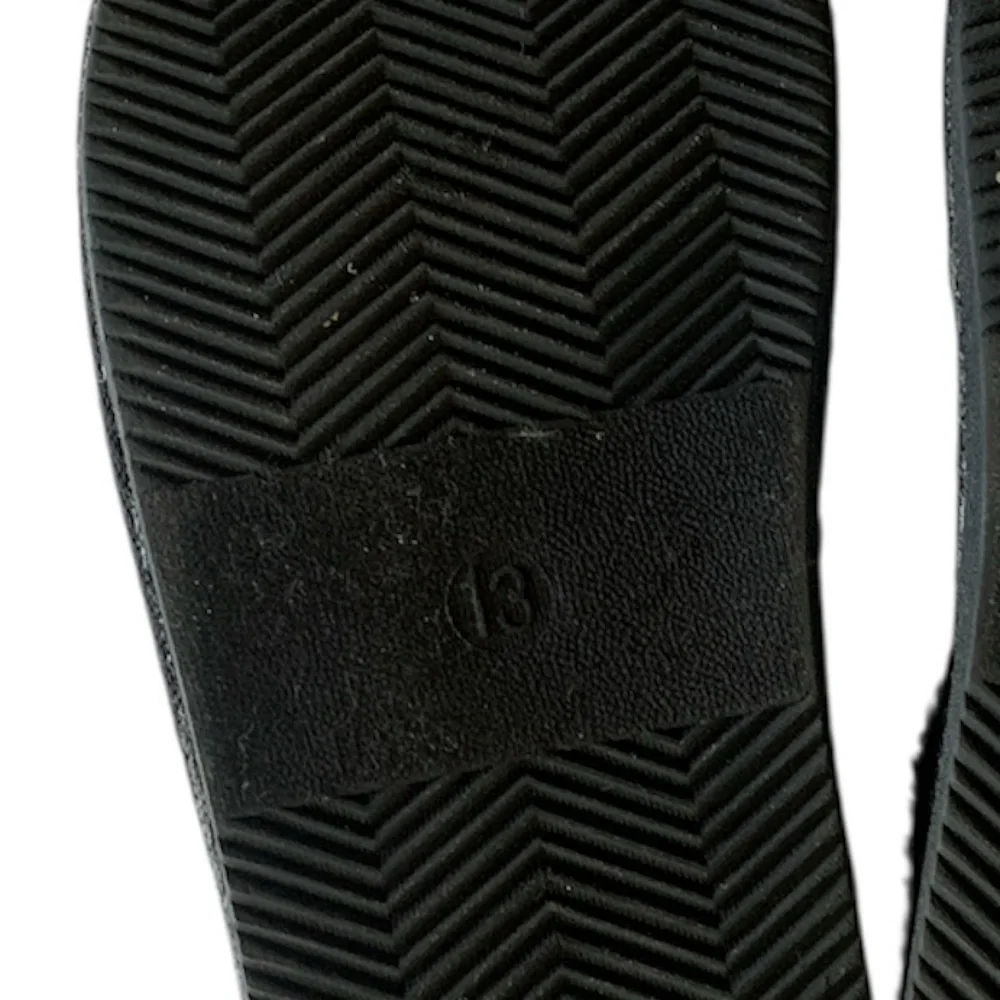 Black Quilted Booties with Fuzzy Lining Girl 13